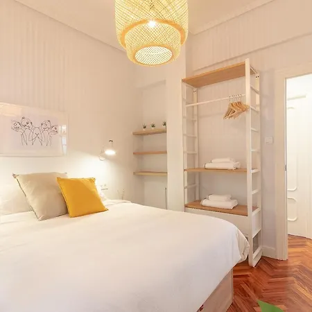 Elegante Y Luminoso _ Guggenheim Y Casco Viejo Apartman