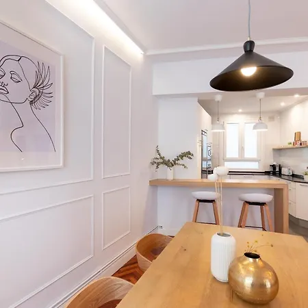 Elegante Y Luminoso _ Guggenheim Y Casco Viejo Apartman