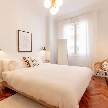 Elegante Y Luminoso _ Guggenheim Y Casco Viejo Apartman