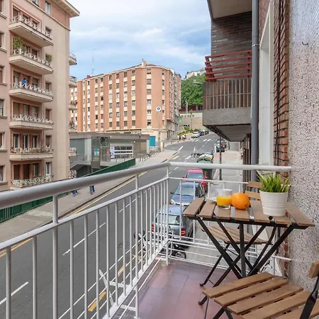 Apartman Elegante Y Luminoso _ Guggenheim Y Casco Viejo Bilbao